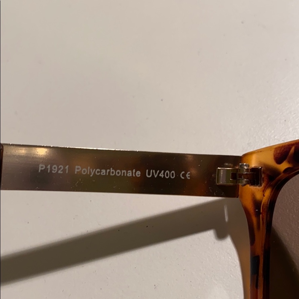 Tortoise shell frames sunglasses - Picture 3 of 5